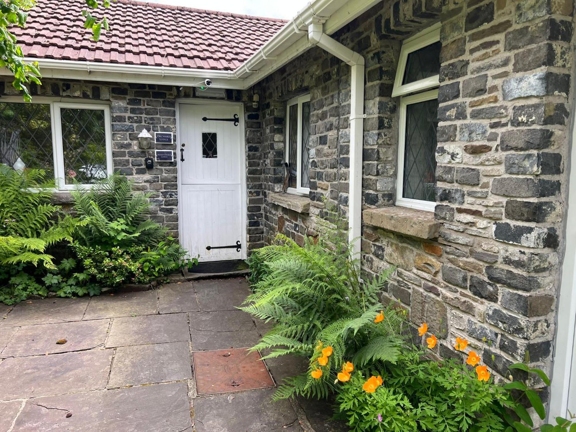 Cwmbach Guest House Neath Exterior foto